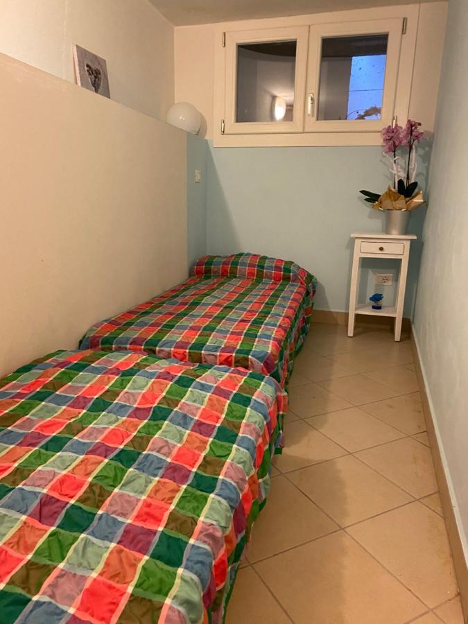 Casa Vacanze Gardiolina San Felice del Benaco Exterior foto