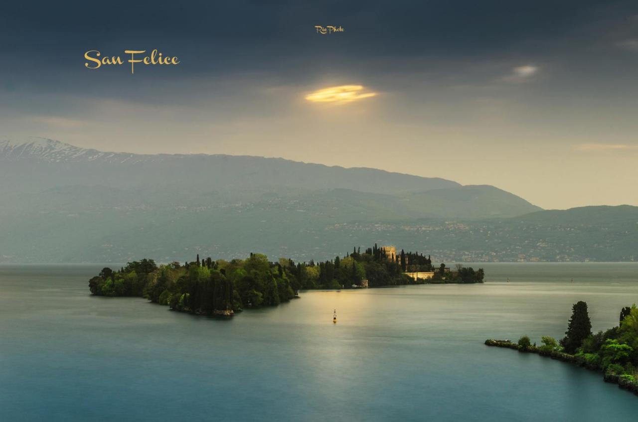 Casa Vacanze Gardiolina San Felice del Benaco Exterior foto