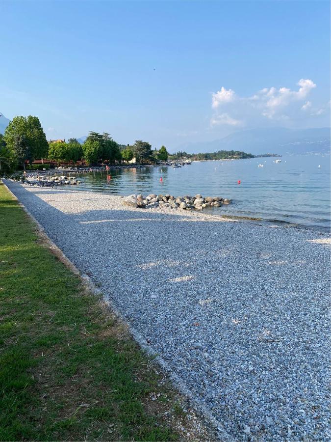 Casa Vacanze Gardiolina San Felice del Benaco Exterior foto