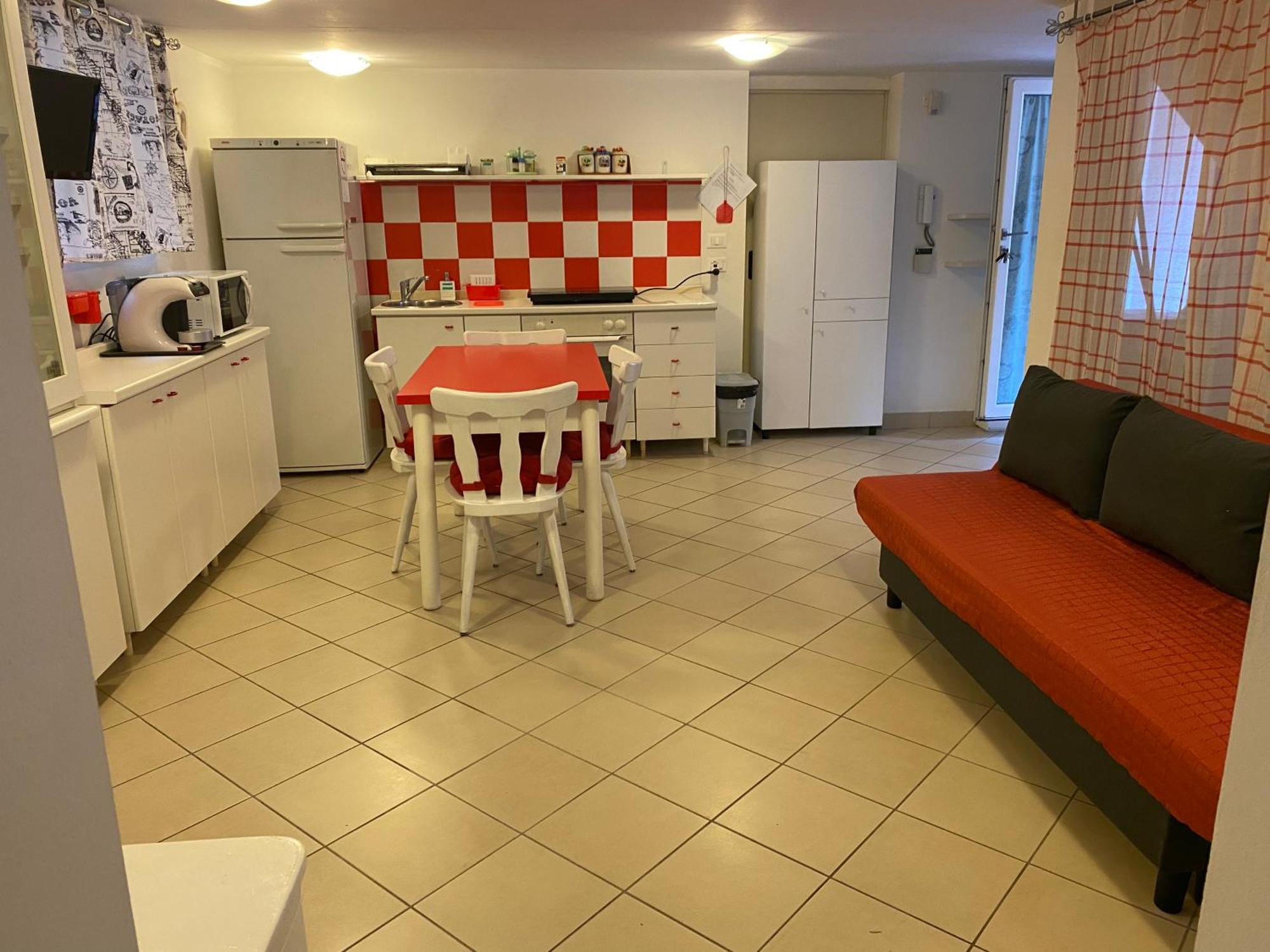 Casa Vacanze Gardiolina San Felice del Benaco Exterior foto